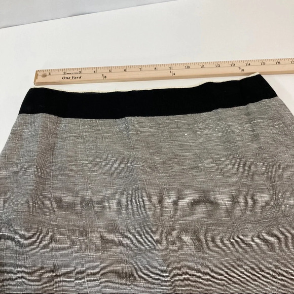J. Crew Pencil Skirt Size 6 Black and White, Fully Lined Concealed Back Zipper - Picture 3 of 7